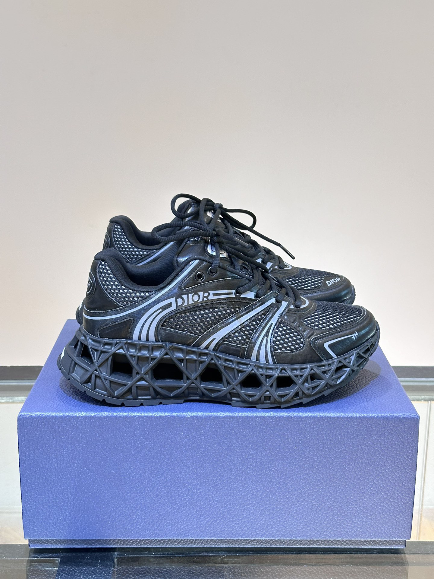 DIO* SNEAKER DIO* SNEAKER