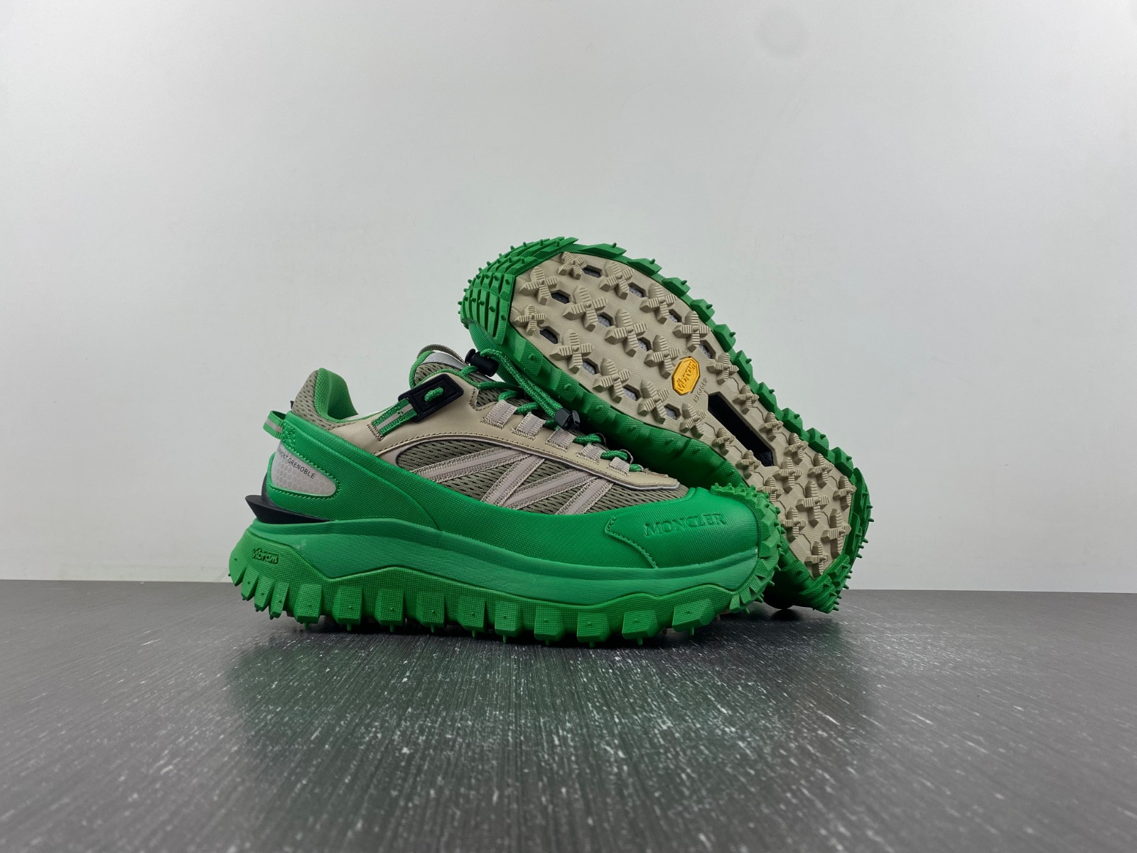 moncler trailgrip gore-tex moncler trailgrip gore-tex