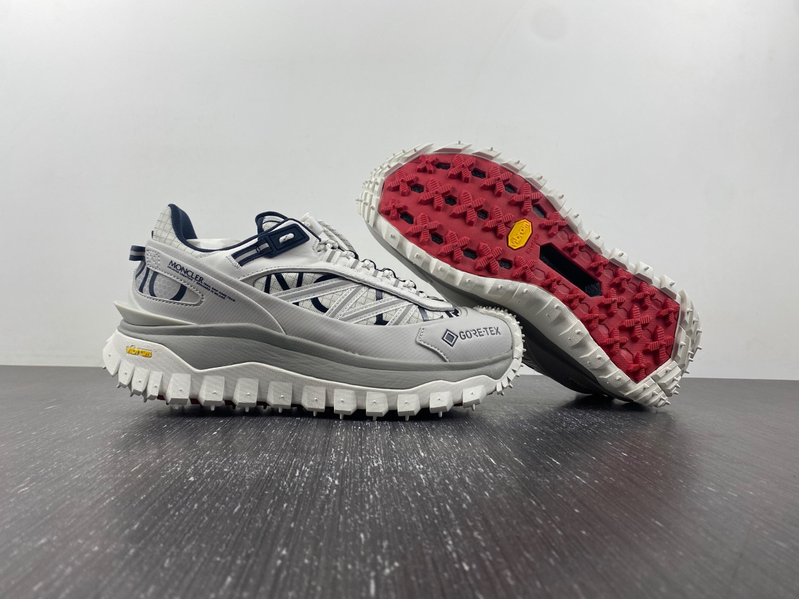 moncler trailgrip gore-tex moncler trailgrip gore-tex