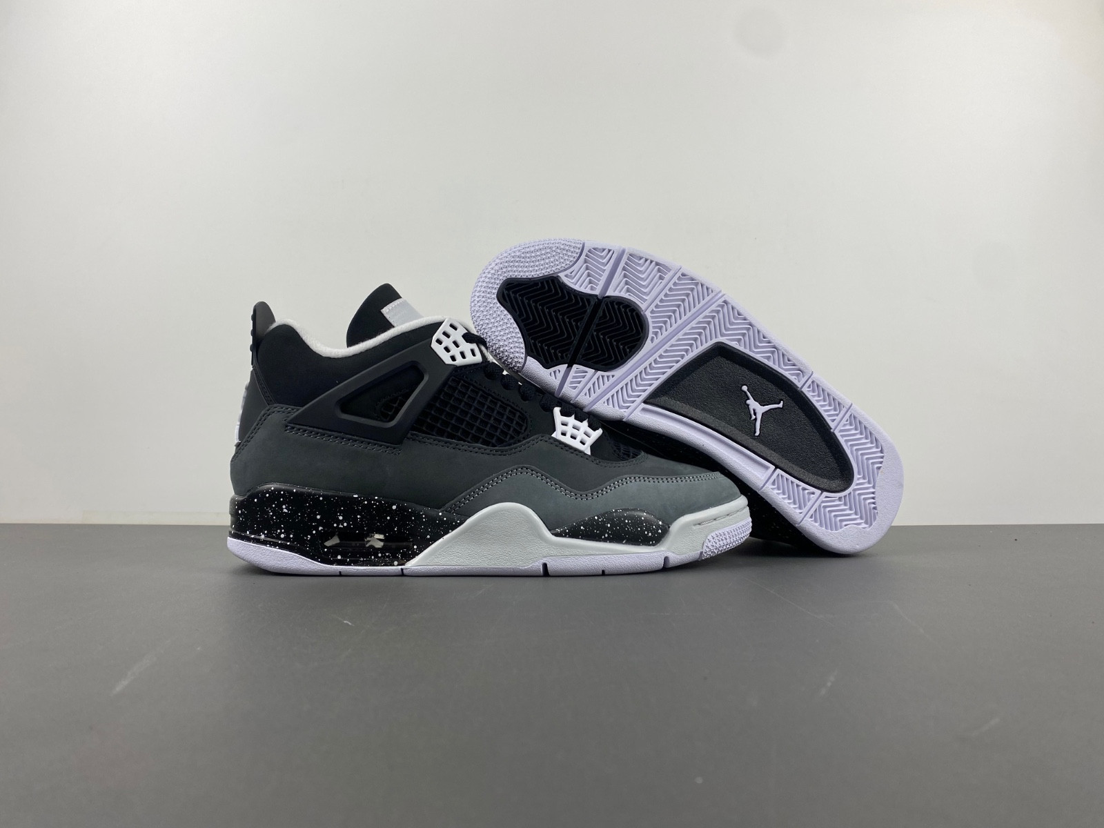 air jordan 4 “fear” fq8138-002 air jordan 4 “fear” fq8138-002