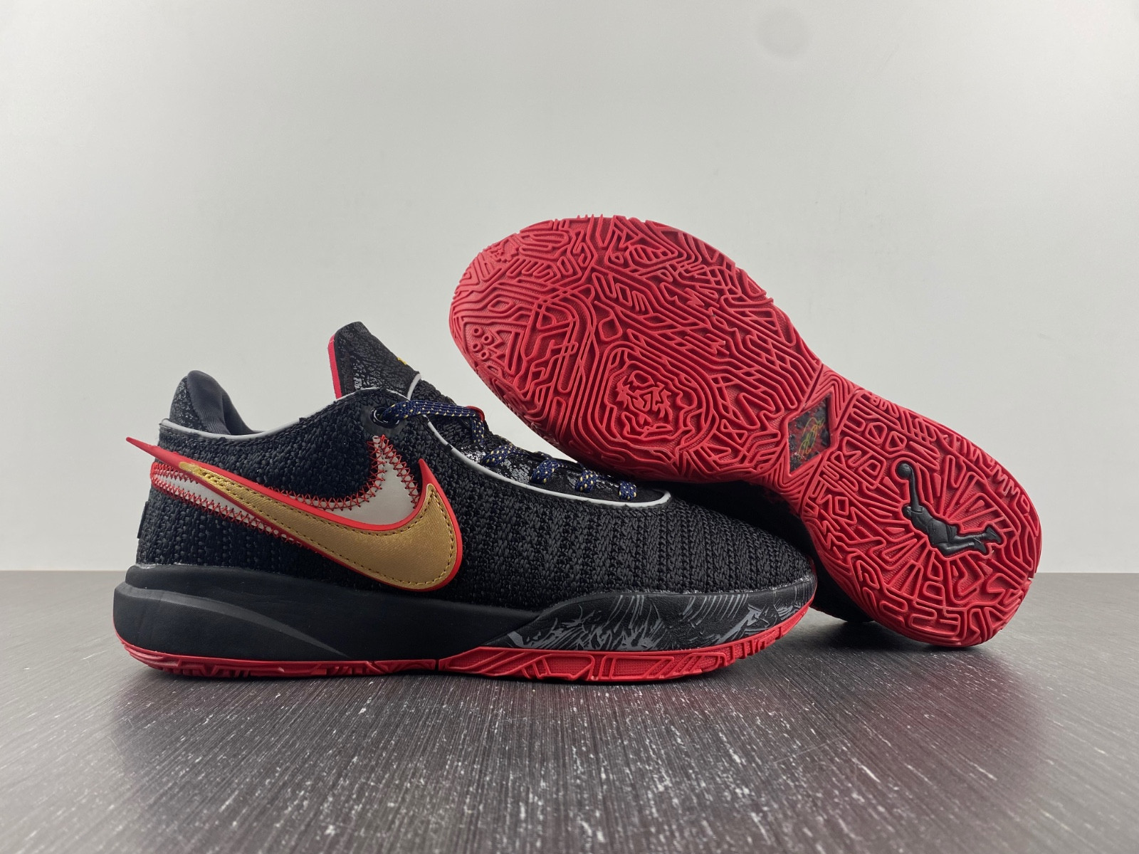 nike lebron 20 ep ''trinity'' dj5422-001 nike lebron 20 ep ''trinity'' dj5422-001