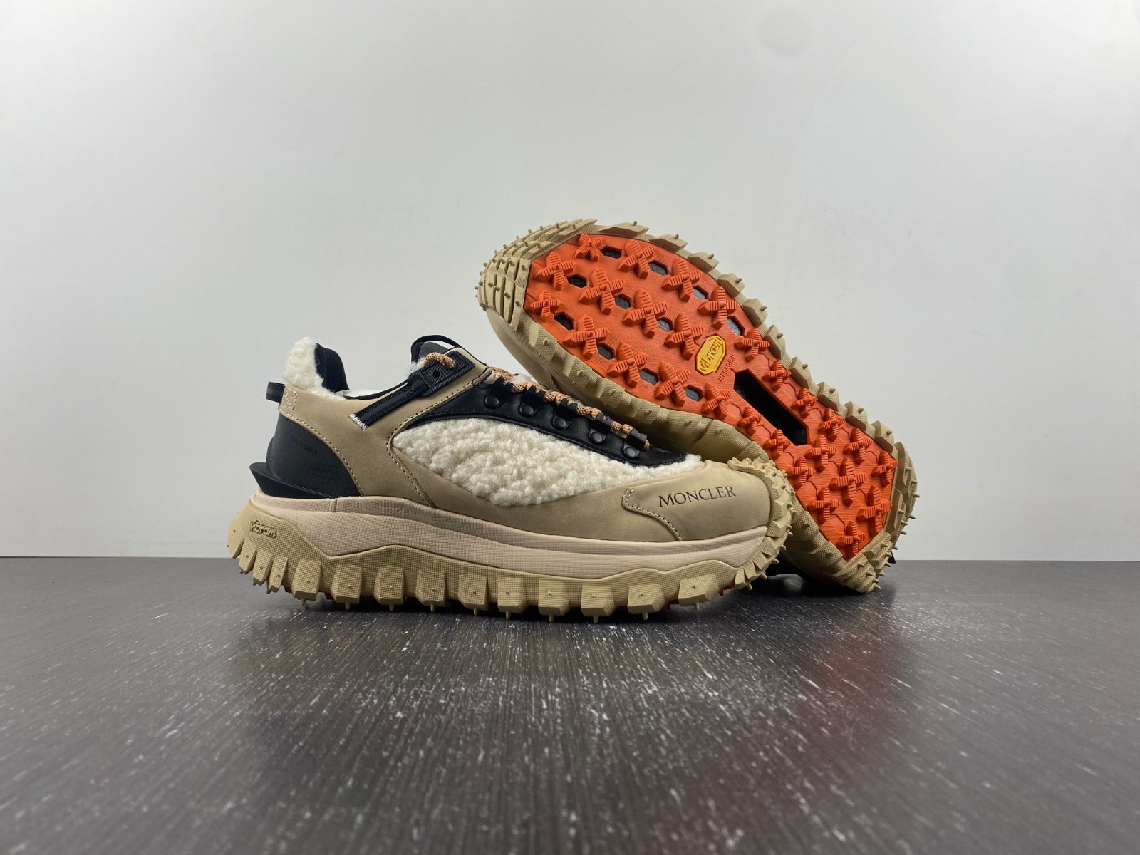 moncler trailgrip gore-tex moncler trailgrip gore-tex