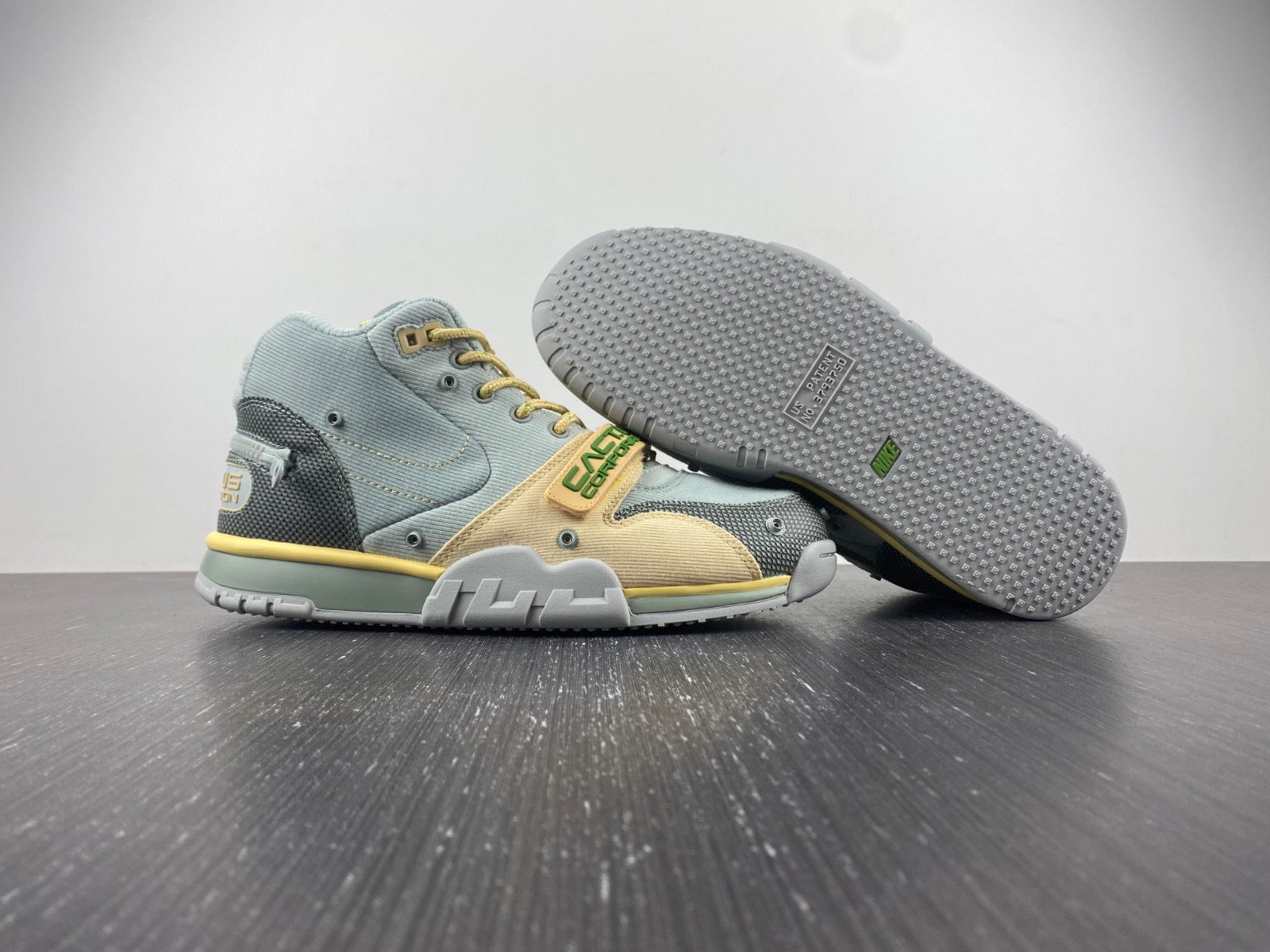 nike travis scott x air trainer 1 sp ''grey haze'' dr7515-001 nike travis scott x air trainer 1 sp ''grey haze'' dr7515-001