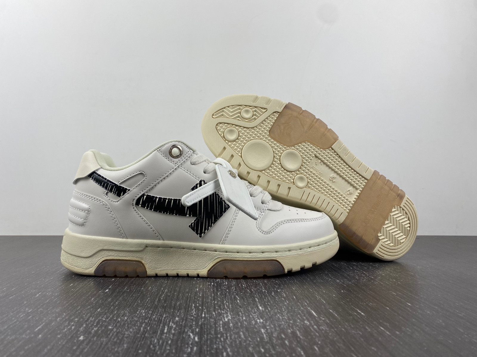 of™ c/o virgil abloh out of office low-top leather sneakers ‘ooo“ of™ c/o virgil abloh out of office low-top leather sneakers ‘ooo“