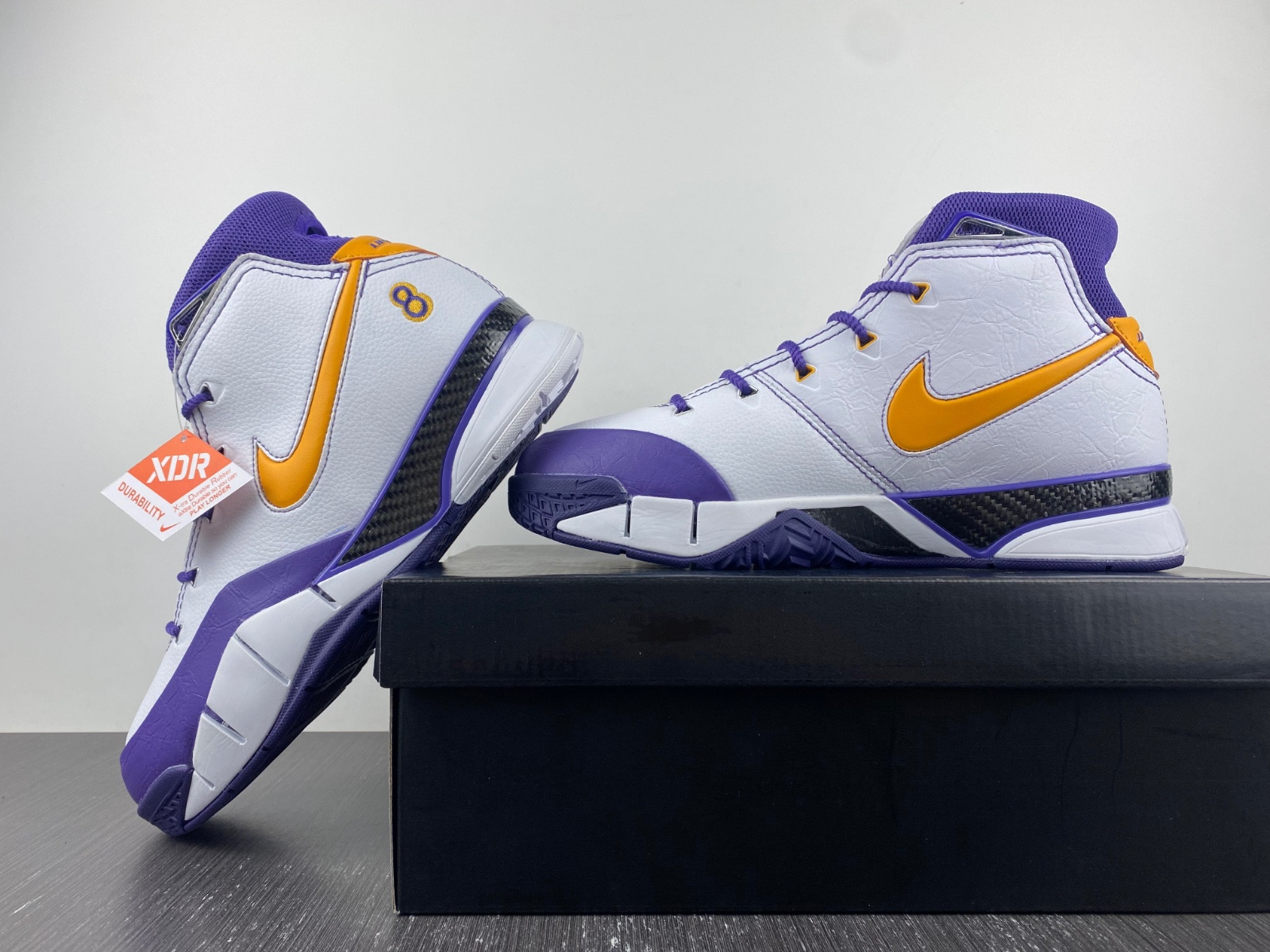 nike zoom kobe 1 protro