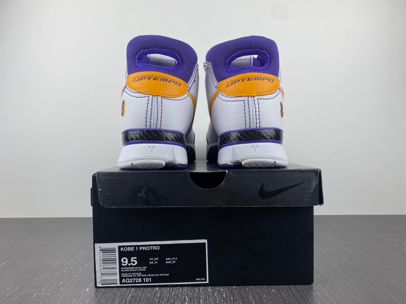 nike zoom kobe 1 protro