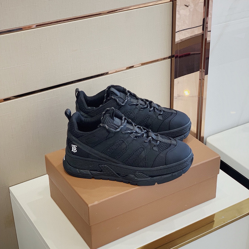 B**rry sneaker B**rry sneaker
