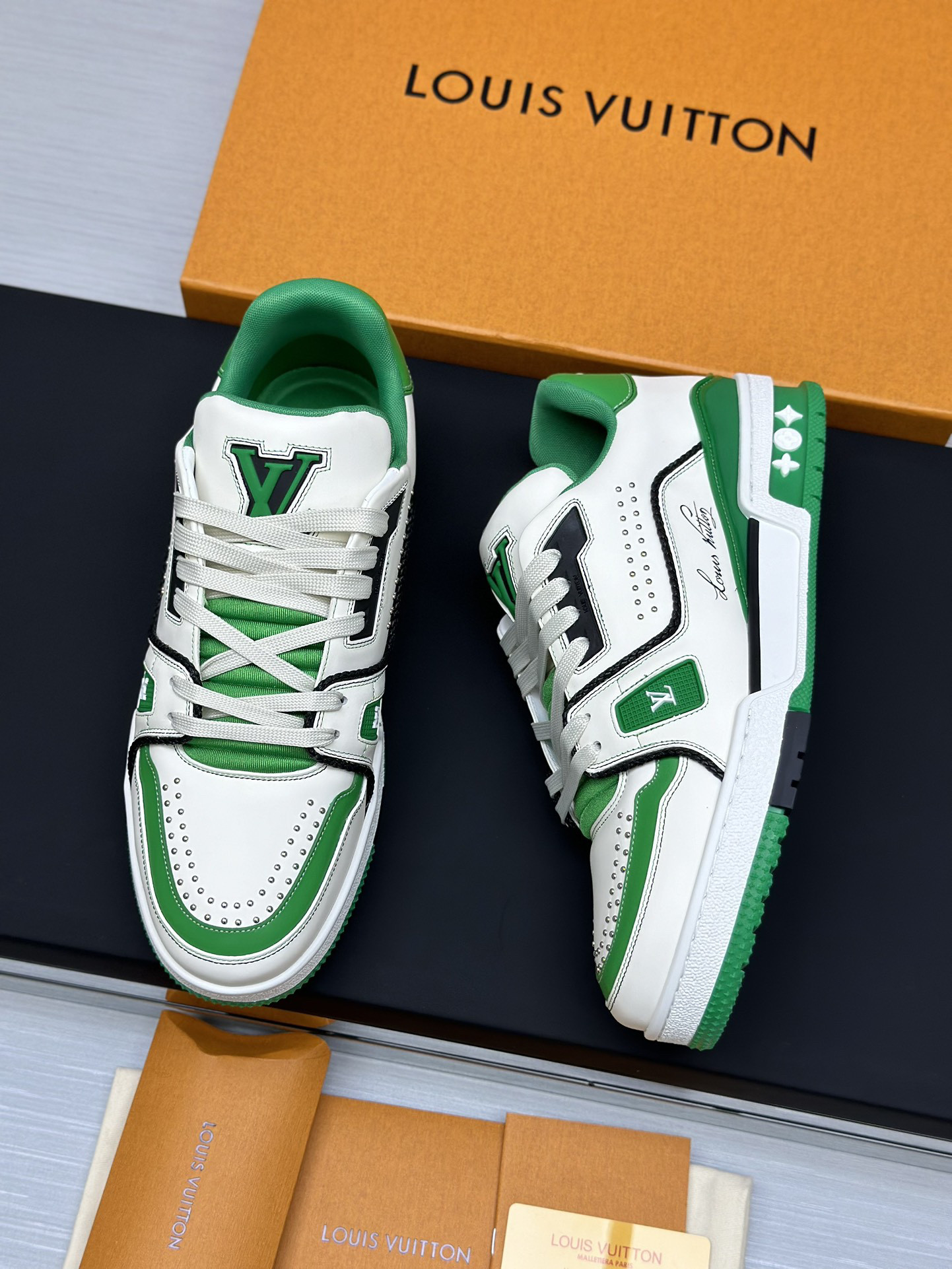 LVT SNEAKERS LVT SNEAKERS
