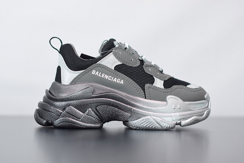 bc triple s trainer 483546 w06f1 0841 bc triple s trainer 483546 w06f1 0841