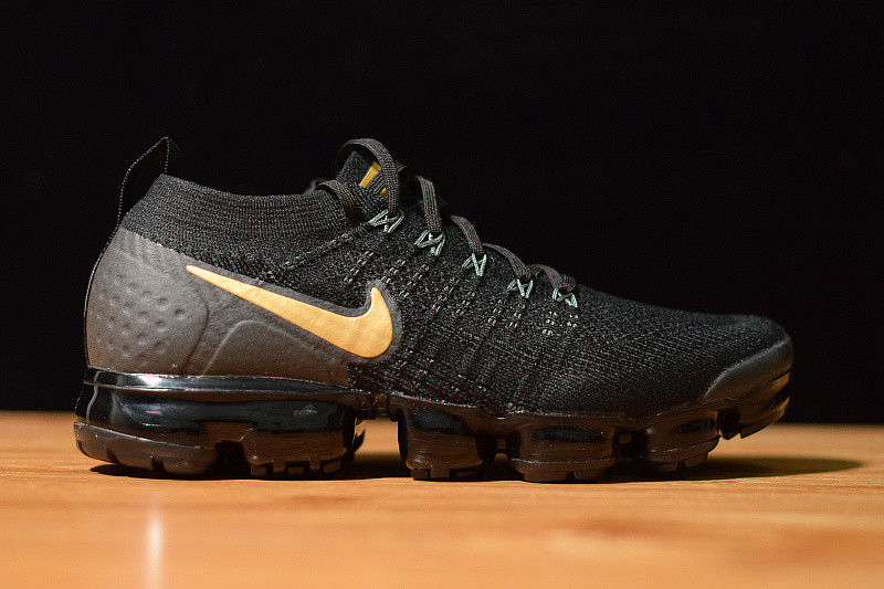 nike air vapormax flyknit 2 black dark grey 942842-012 nike air vapormax flyknit 2 black dark grey 942842-012