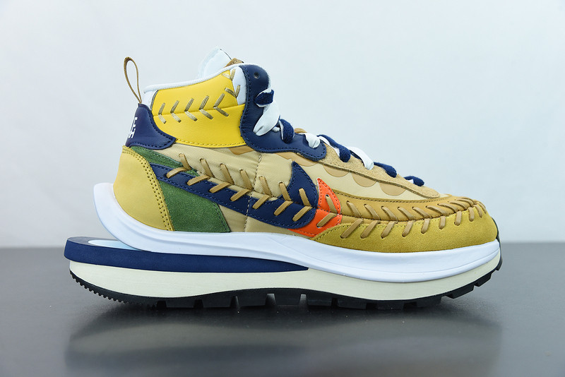 sacai x nike ldwaffle x jean paul gaultier dd9186-200 sacai x nike ldwaffle x jean paul gaultier dd9186-200