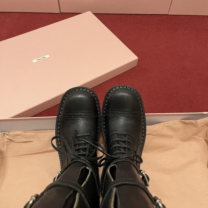 mIUMIU SNEAKER