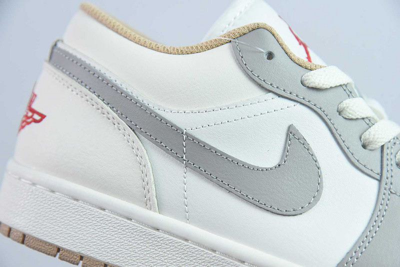 Air Jordan 1 Low
