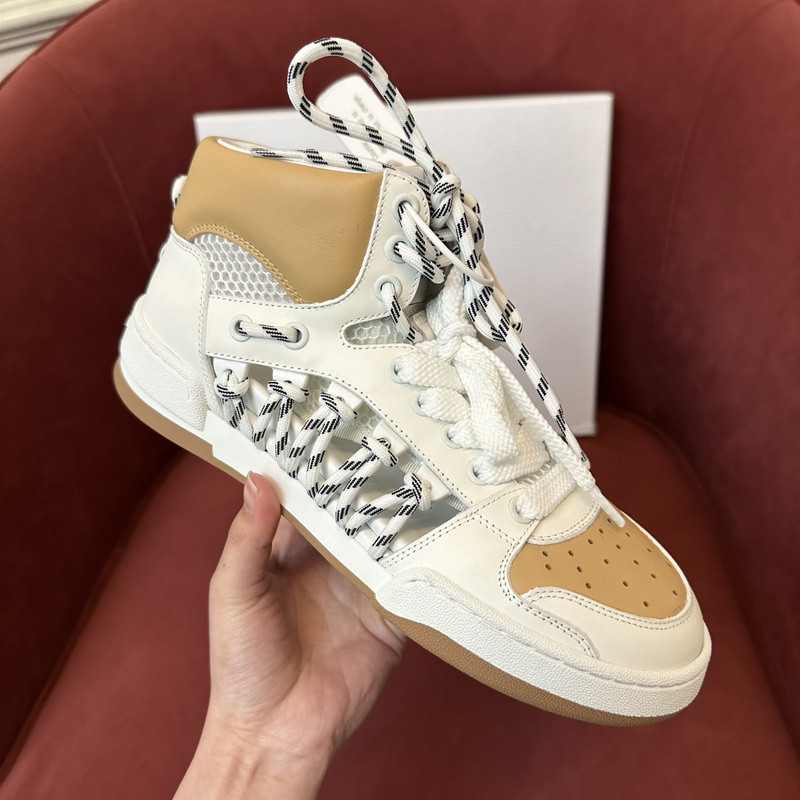 DIO* SNEAKER