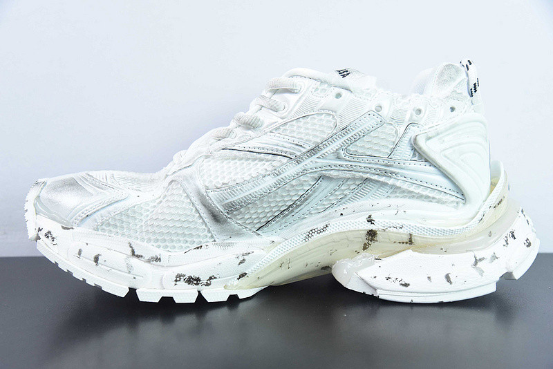 Ba*len*cia*ga runner sneaker Ba*len*cia*ga runner sneaker