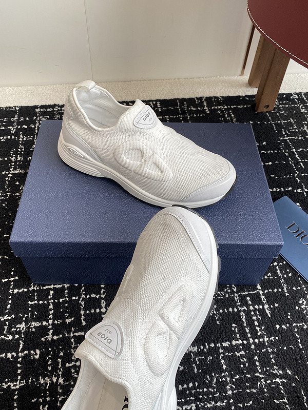DIO* SNEAKER