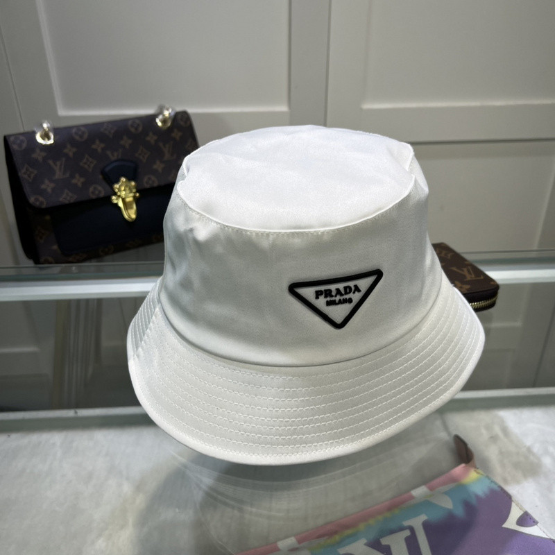 pra*a hat pra*a hat