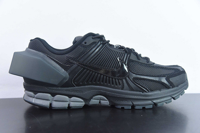 nike a-cold-wall* x air zoom vomero 5 ''black'' at3152-001 nike a-cold-wall* x air zoom vomero 5 ''black'' at3152-001