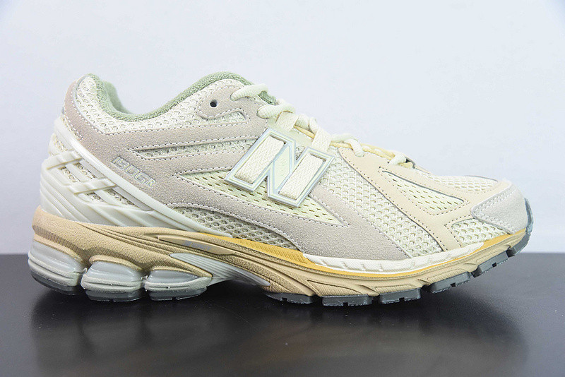 new balance sneaker new balance sneaker