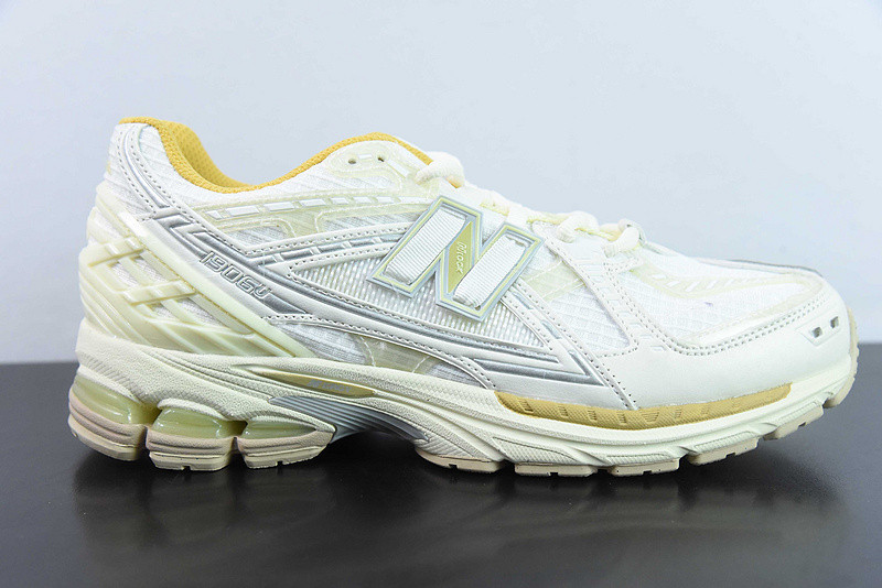 new balance sneaker new balance sneaker