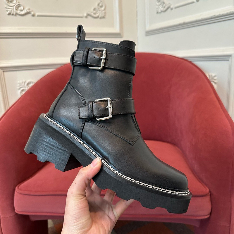 LVT BOOTS LVT BOOTS