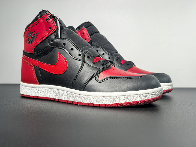 Air Jordan 1 Retro 85