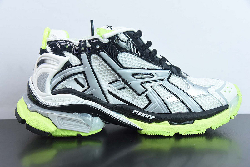 Ba*len*cia*ga runner sneaker Ba*len*cia*ga runner sneaker