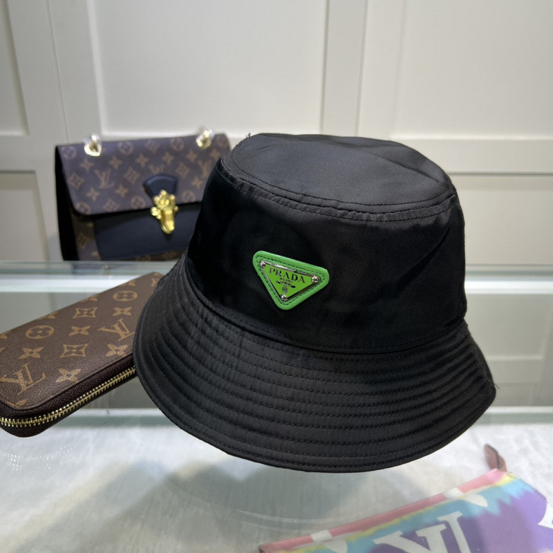 pra*a hat pra*a hat