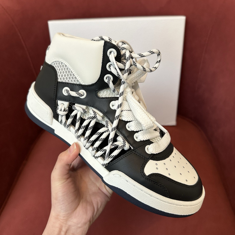DIO* SNEAKER