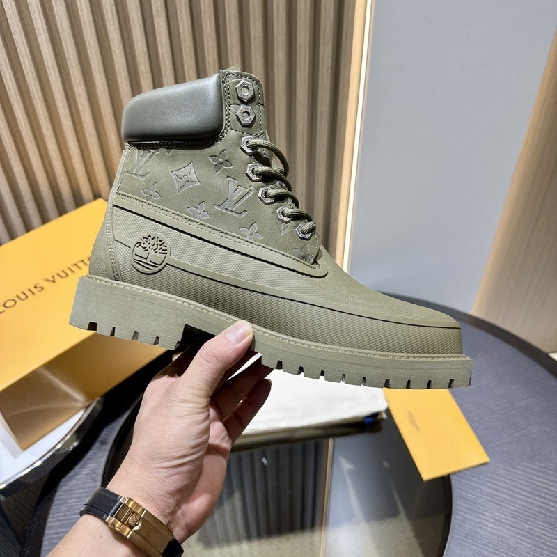 LVT BOOTS LVT BOOTS