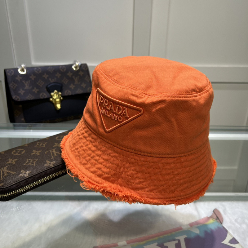 pra*a hat pra*a hat