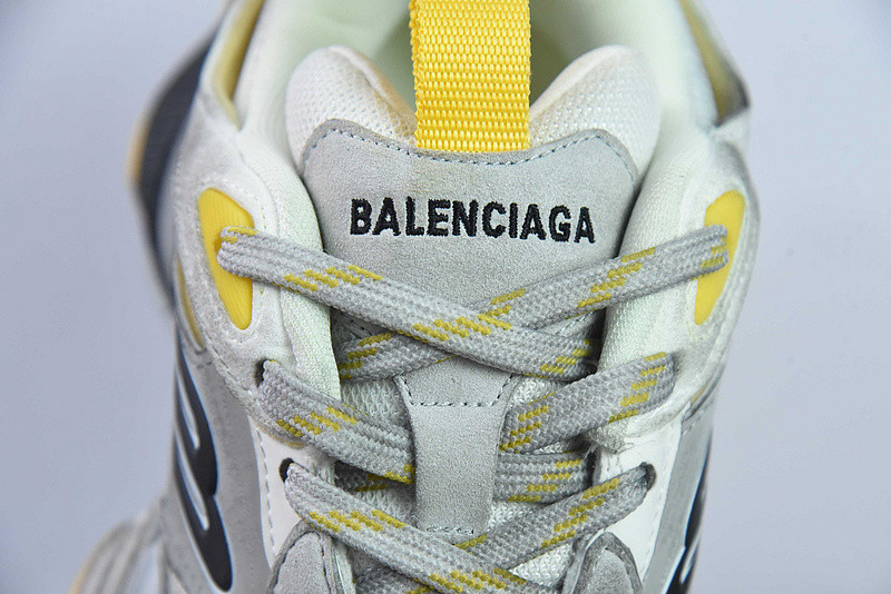 BC XL SNEAKERS
