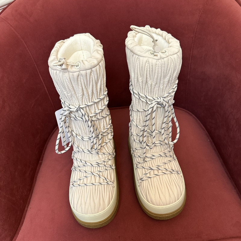 mIUMIU SNEAKER
