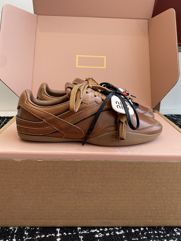 MIUMIU SNEAKER