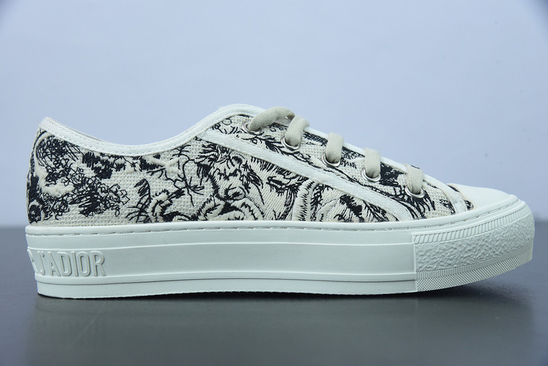 DIO* X CONVERSE SNEAKER DIO* X CONVERSE SNEAKER