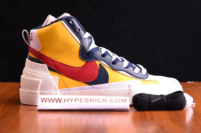 nike sacai xxblazer mid ''maize navy'' bv0072-700 nike sacai xxblazer mid ''maize navy'' bv0072-700